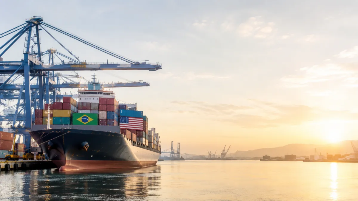 Exportações brasileiras aos Estados Unidos caem 13% em 2026: entenda o impacto das novas tarifas